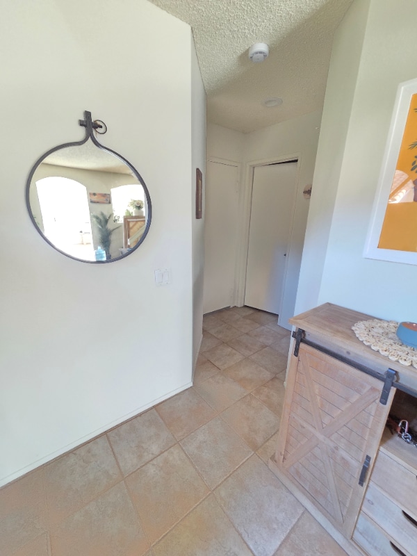 Photo - 740 Edgewater Dr