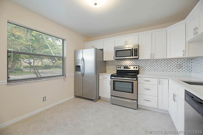 6384 Boca Cir