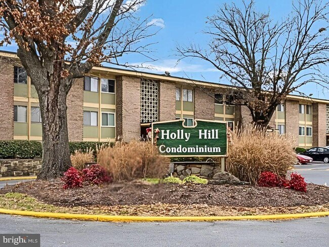 Photo - 7210 Donnell Pl Unit D3