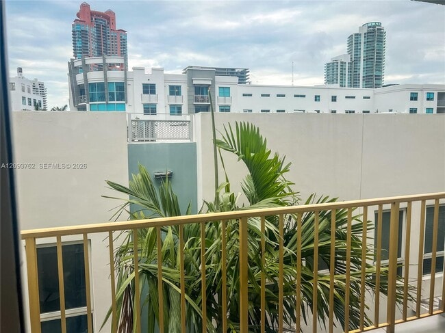 220 Washington Ave Unit 4B