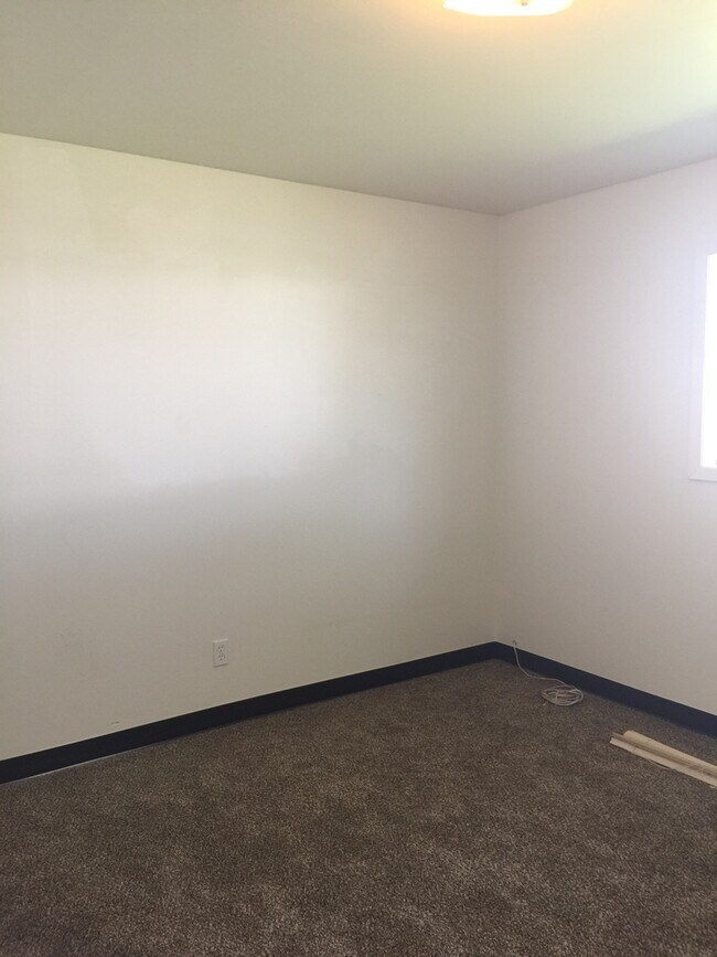 Photo - 2 bedroom 1 bath with 1 car garage