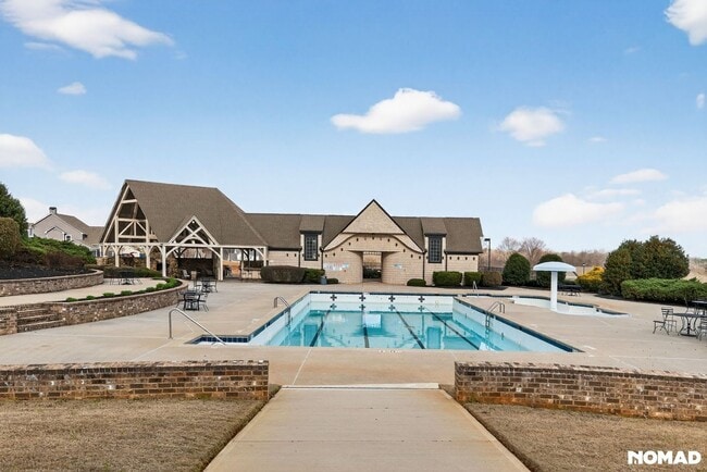 Photo - 110 Greenview Ct