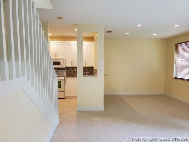 3569 Santa Fe Pl