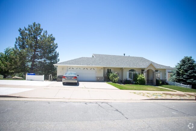 Building Photo - 1364 Northridge Dr Rental