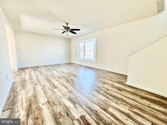 Photo - 76 Filbert Dr