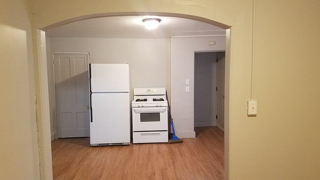 Cocina - 11 Shetucket Ave