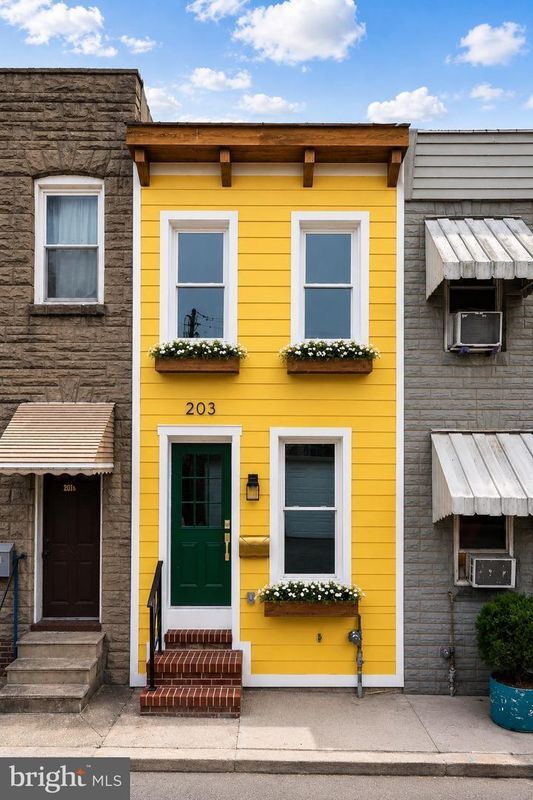 Photo - 203 S Madeira St