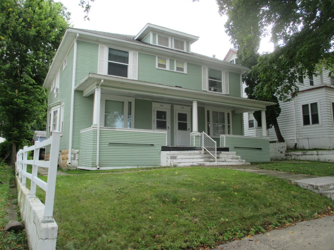 Photo - 105 Hanover St (Mankato, MN)