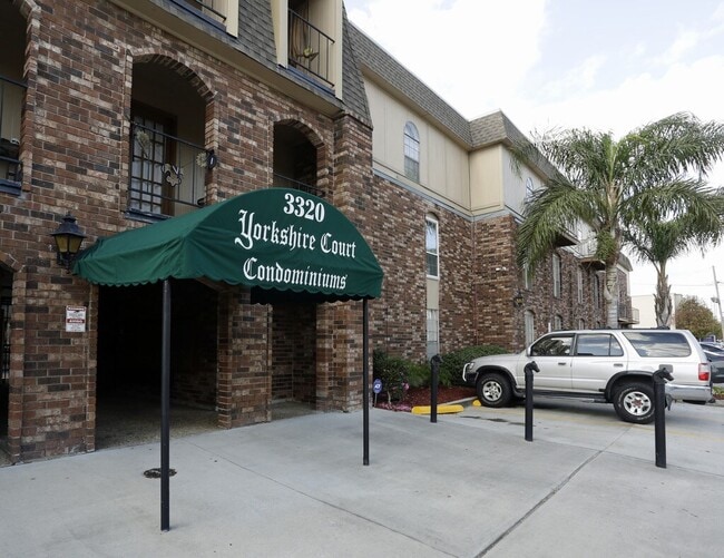 Photo - 3320 N Arnoult Rd Condo Unit 110