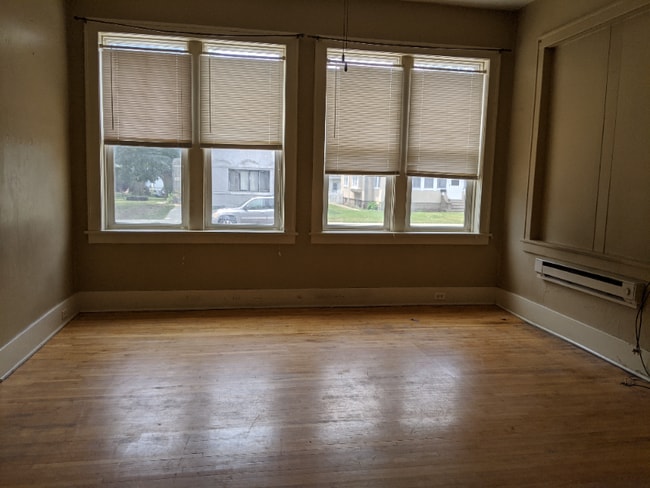 Photo - 404 N Minnesota St Unidad 1