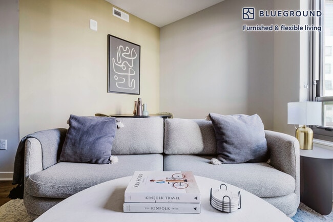 Photo - 624 N Glebe Rd Unidad FL4-ID964