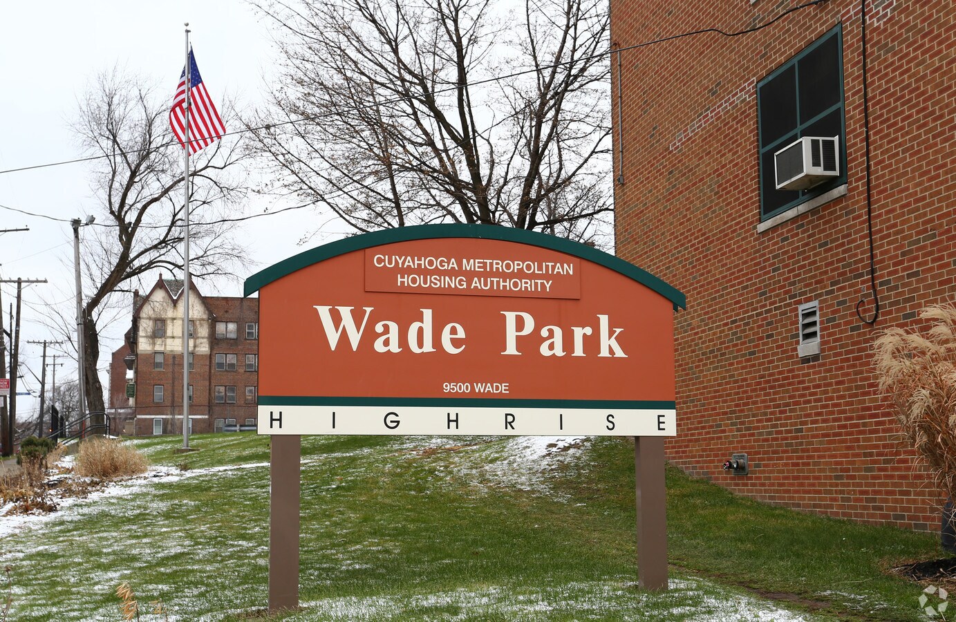 Photo - Wade Apartments