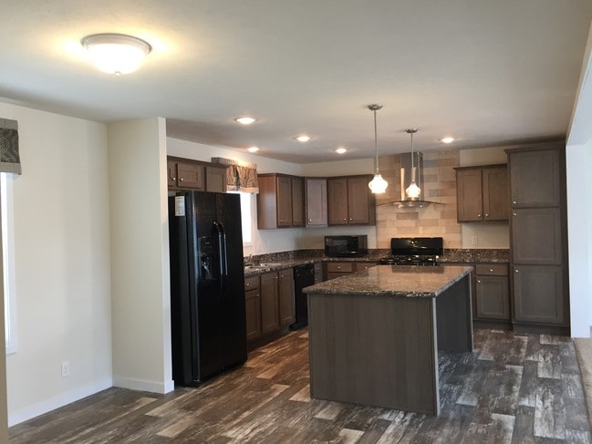 Photo - Broadview Estates