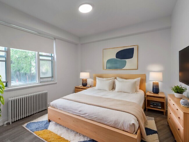 Photo - 161 St George St