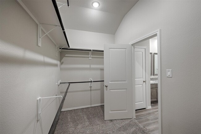 Photo - 16494 Piper Ln