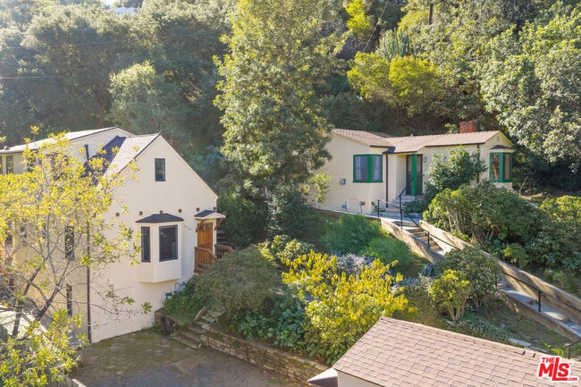 Photo - 3705 Fredonia Dr