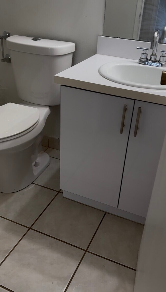 Photo - 7125 NW 186th St Condo