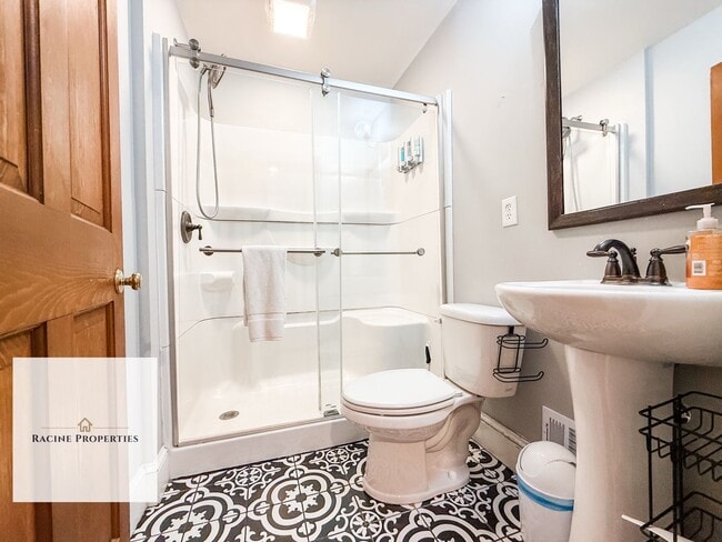 Photo - Furnished Two Bedroom Close to Downtown