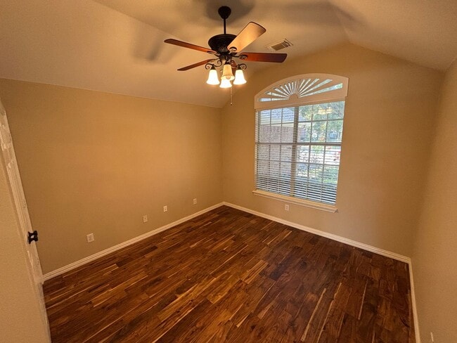 Photo - Great Flower Mound Location!