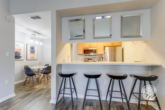 Photo - 2738 W Tharpe St