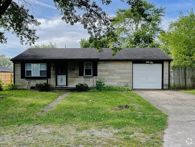 Building Photo - Cozy Home