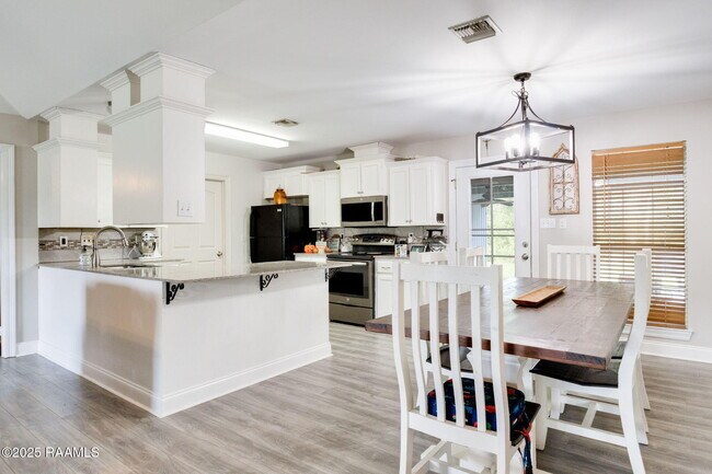 1064 Oleus Champagne Rd