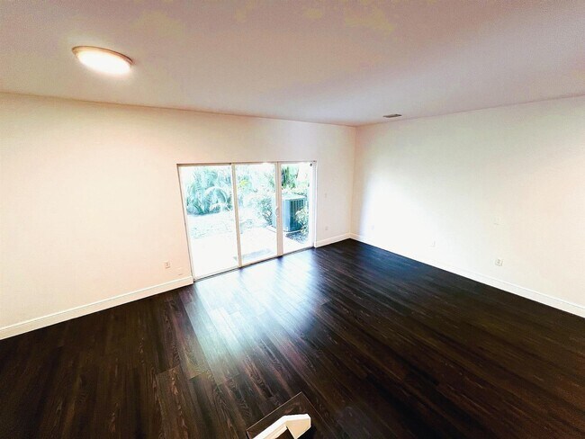 Photo - 3105 NW 25th Way
