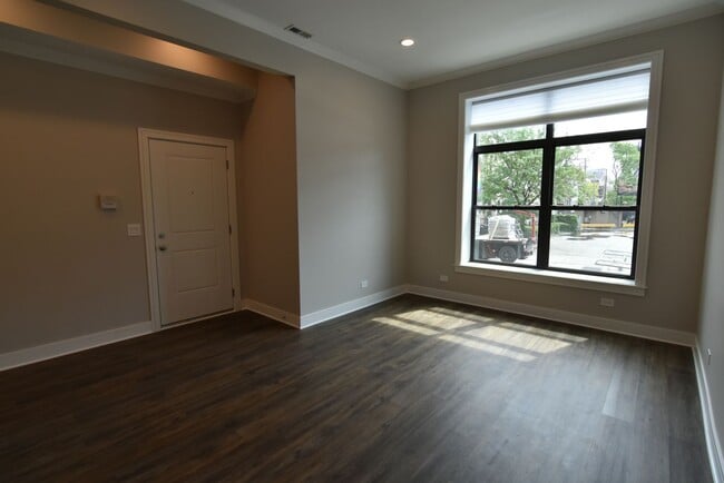 Photo - 3212 N Halsted St Unit 3212-1