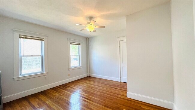 Photo - 5-7 Hawthorne Park Unit 1