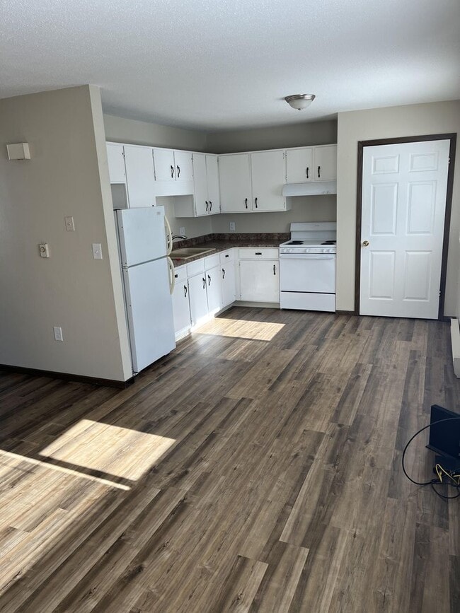 200 9th Ave NW Unit 5