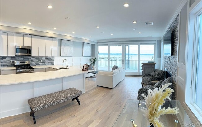 Photo - 59 Orchard Beach Blvd Unit B