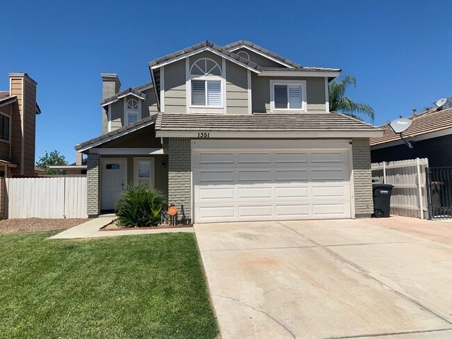 Building Photo - 1351 N Christobal Ln