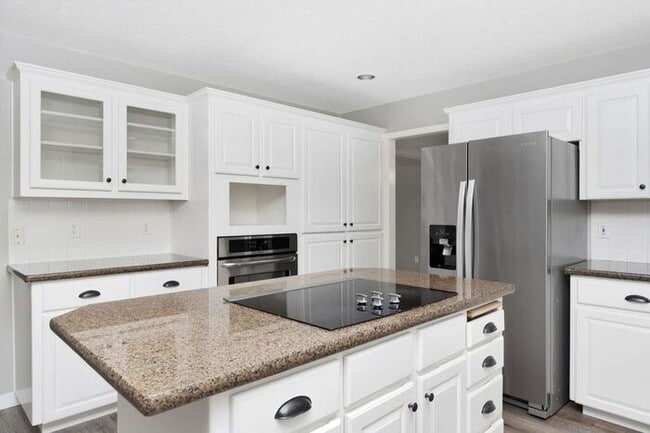 Photo - Stunning 4 bedroom, 2.5 bathroom home!! Must See!!