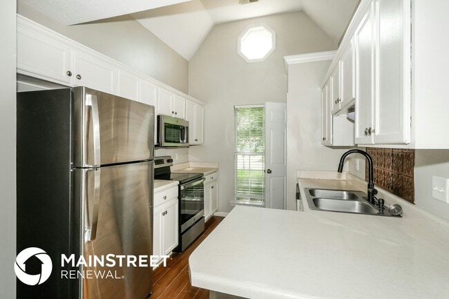 Photo - 1424 Marhill Cove