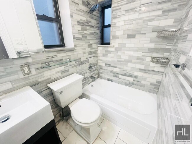 Photo - MOTT ST. Unidad 17