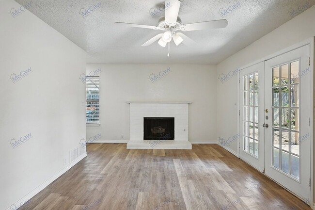 Photo - 4302 Segura Ct N