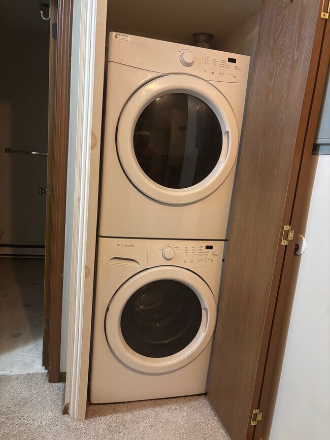 Photo - 175 N Twin Oaks Ter Unidad 175