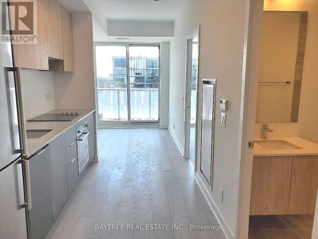 Photo - 120 Parliament St Unit 1209