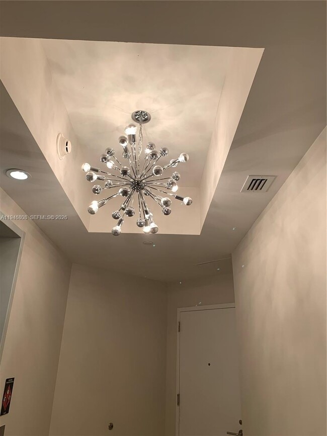 Photo - 851 NE 1st Ave Unidad 4608