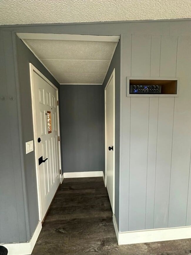 Photo - Updated 3 bedroom House