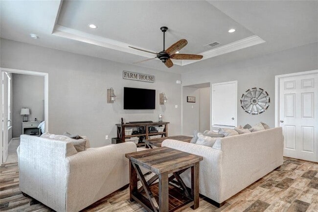 Photo - 645 Sierra Mar Loop