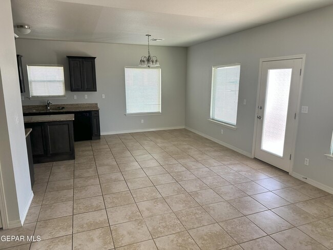 Photo - 3756 Loma Jacinto