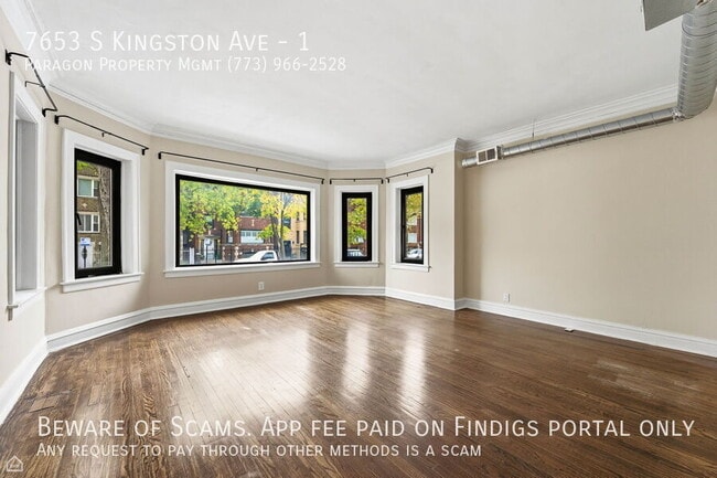 Photo - 7653 S Kingston Ave Unit 1