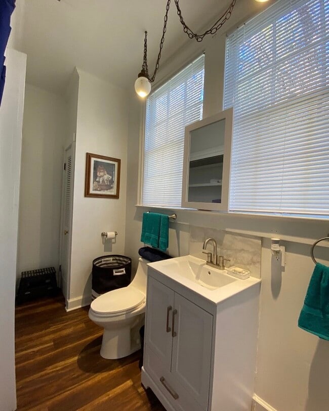 Photo - 307 1/2 Main St Unit 307 1/2