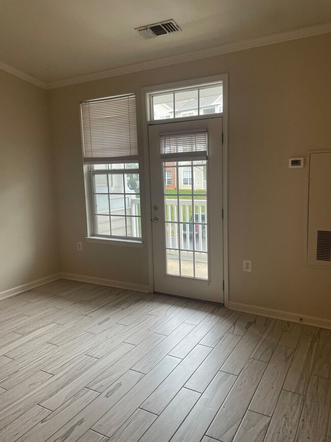 1BR 1 B available 10/3/24- Carriage Hill - 1BR 1 B available 10/3/24- Carriage Hill Unidad 306 Rental