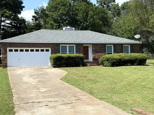 Building Photo - 111 Scarlet Oak Cir