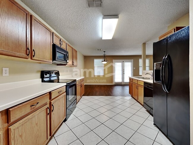 Photo - 1404 Sunflower Ct