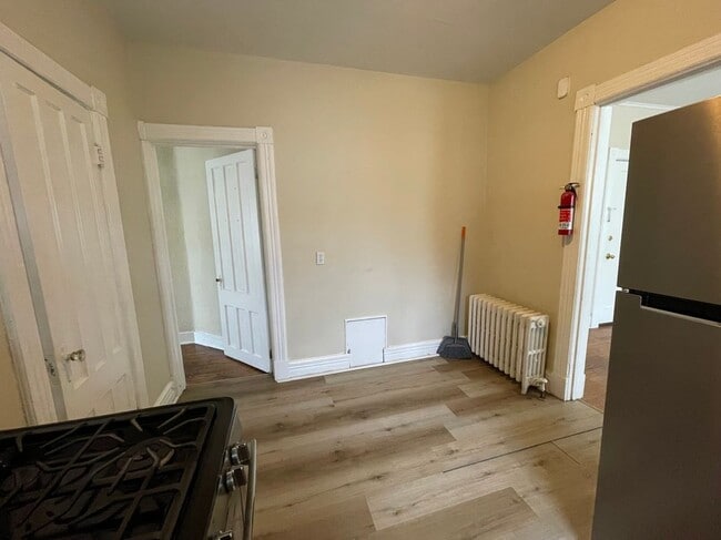 Photo - 25 Woodlawn Ave Unit apt 6