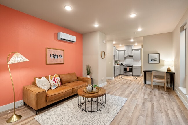 Photo - 1805 SE Madison St Unit 102