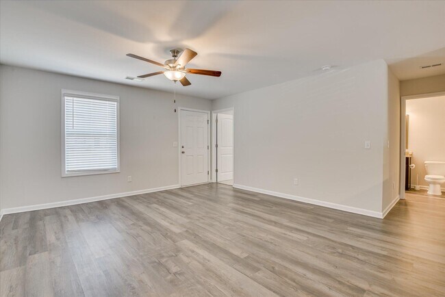 Photo - 2158 Catlet Ct